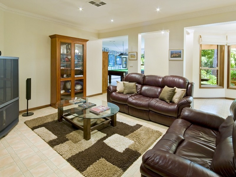 1 Bettowynd Road, Pymble NSW 2073