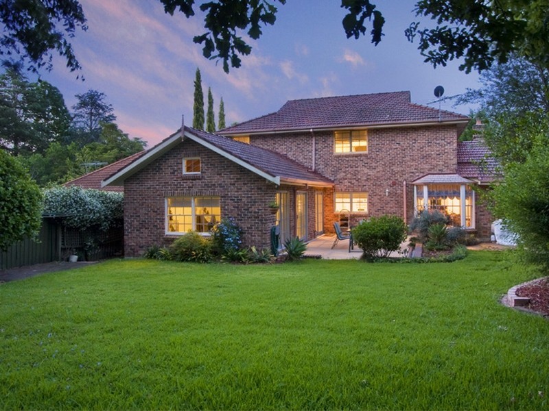 15 Burns Road, Wahroonga NSW 2076