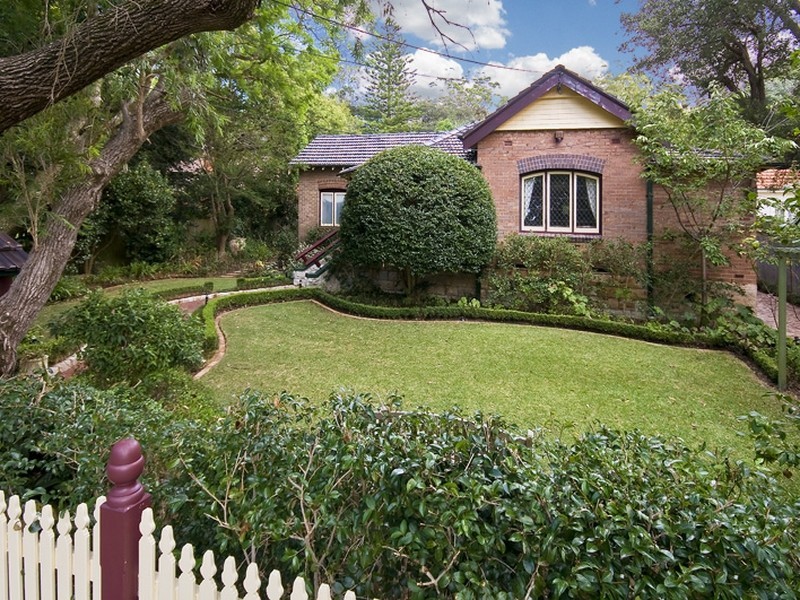 25 Burns Road, Wahroonga NSW 2076