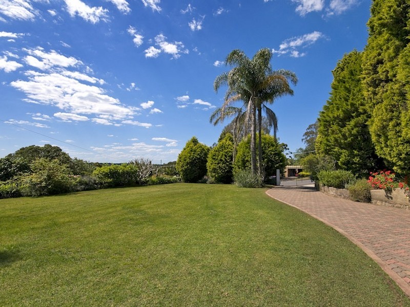 42 Curtin Avenue, Wahroonga NSW 2076