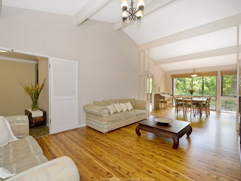 27 Avon Road, Pymble NSW 2073
