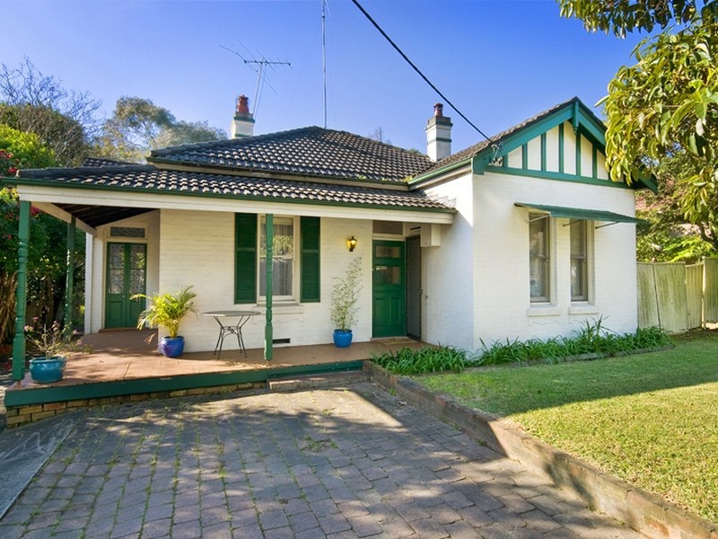 53 Edgeworth David Avenue, Waitara NSW 2077