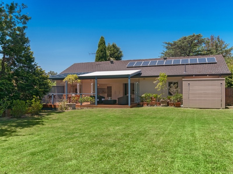 8 Macarthur Street, St Ives NSW 2075