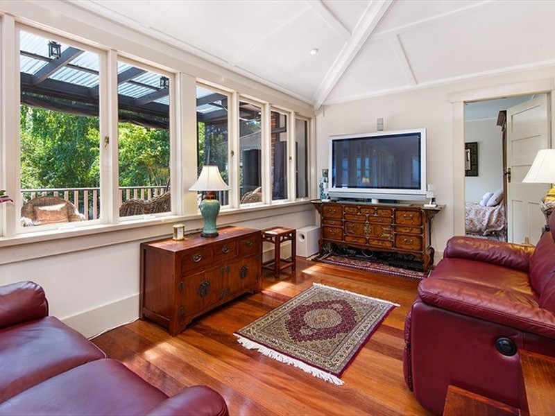 133 Livingstone Avenue, Pymble NSW 2073