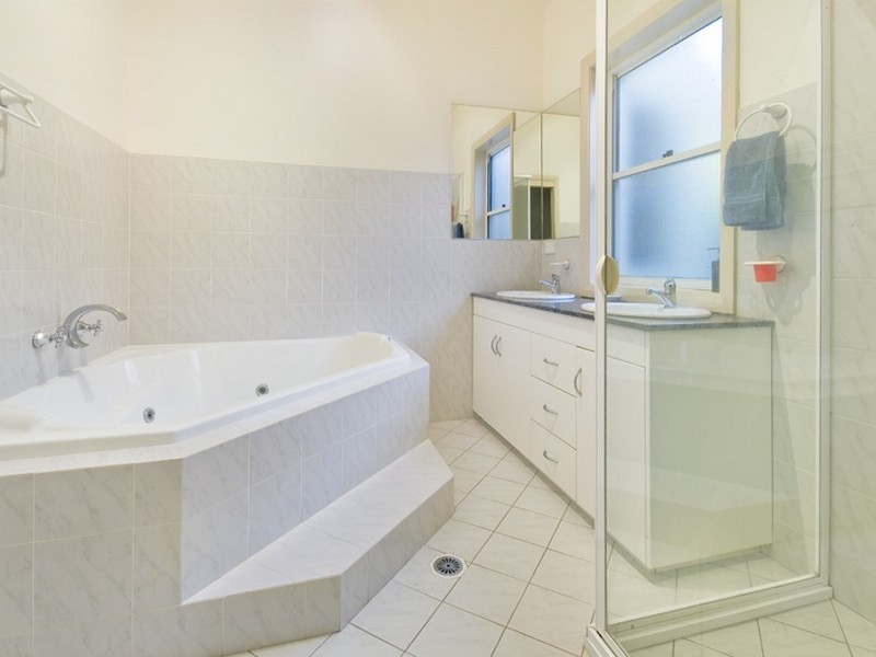 77A Curtin Avenue, Wahroonga NSW 2076