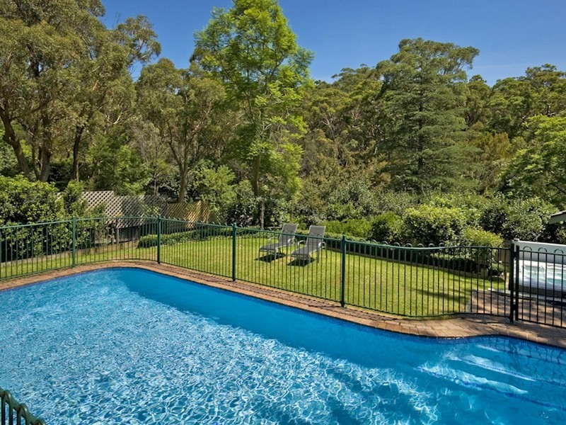 24 Murchison Street, St Ives NSW 2075