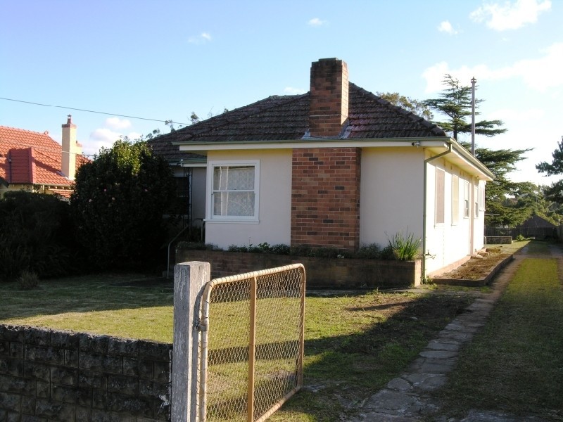 77 Balmoral Street, Waitara NSW 2077