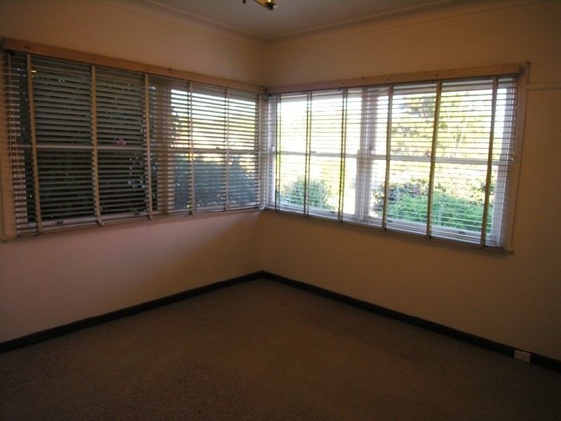 77 Balmoral Street, Waitara NSW 2077