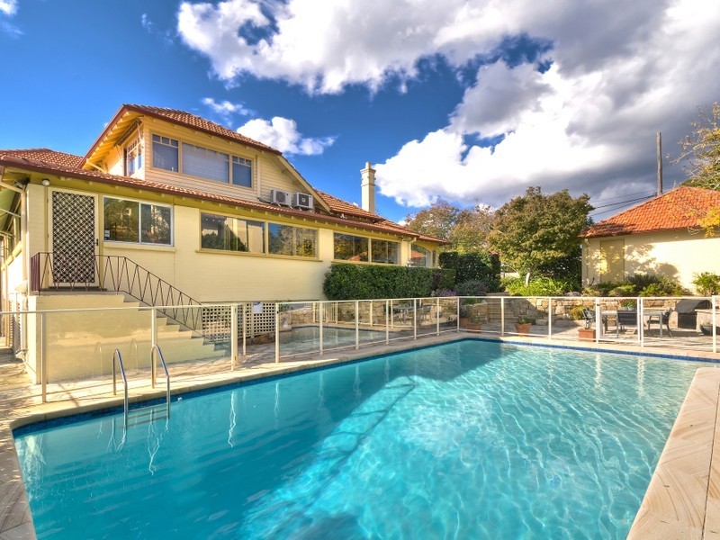 56 Ku-Ring-Gai Avenue, Turramurra NSW 2074