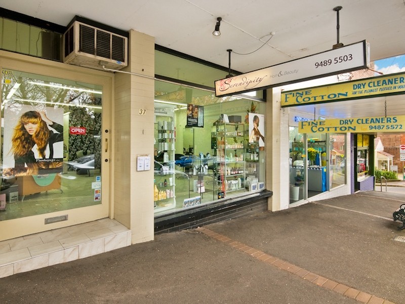 37 Redleaf Avenue, Wahroonga NSW 2076