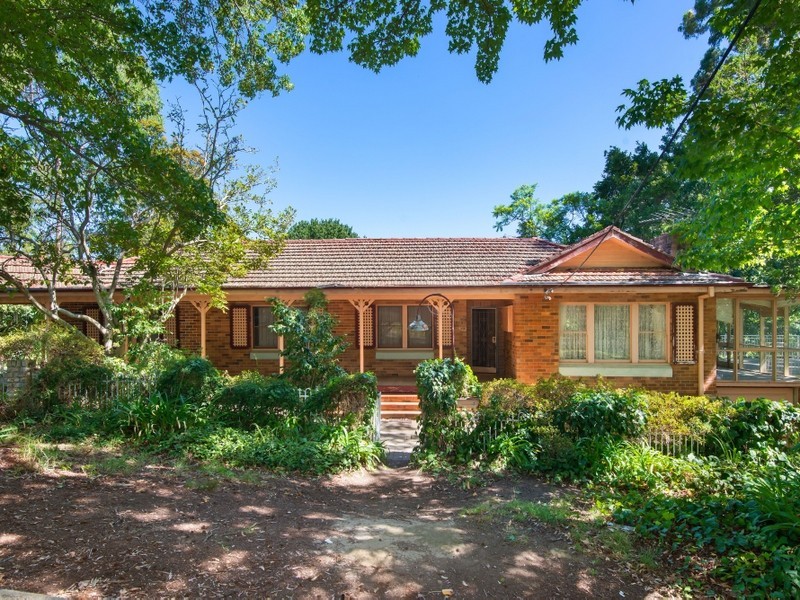 33 Bromley Avenue, Pymble NSW 2073