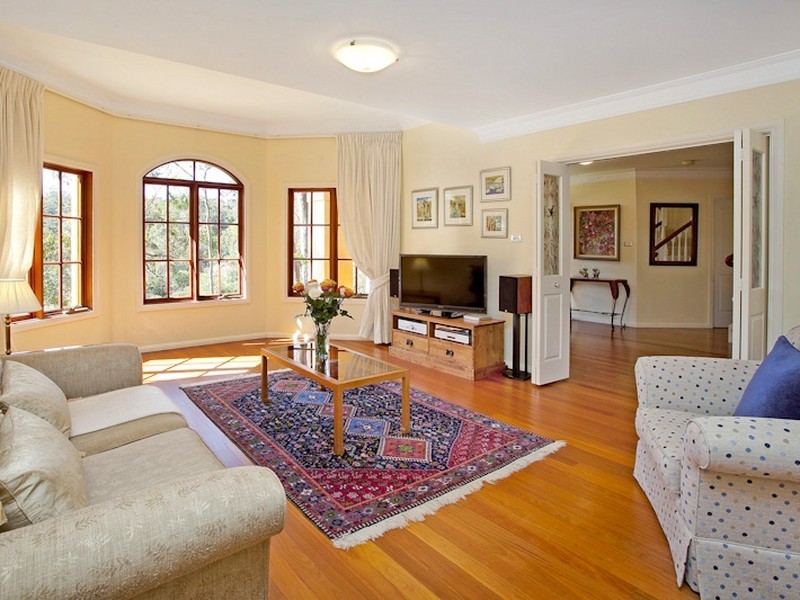 32 St Andrews Drive, Pymble NSW 2073