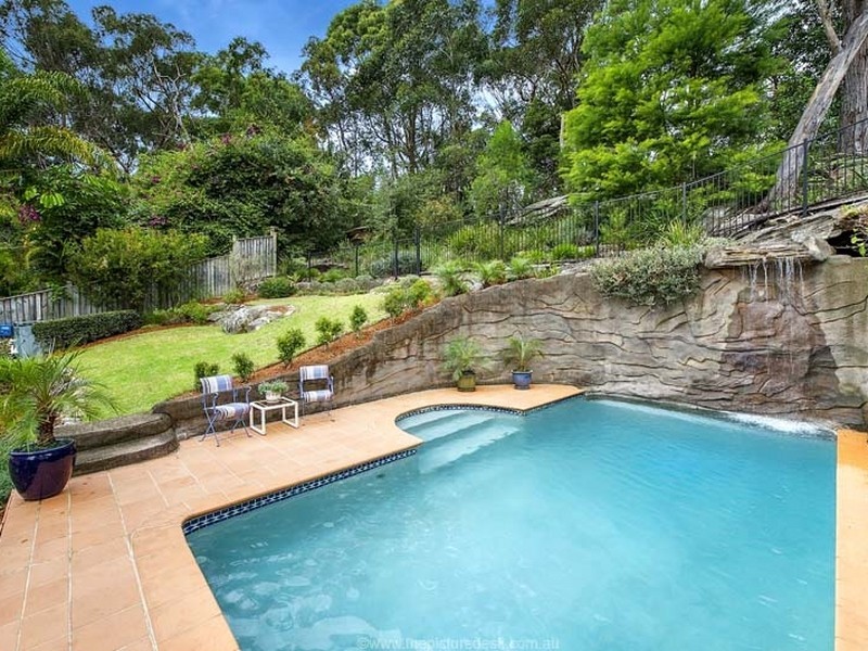 32 St Andrews Drive, Pymble NSW 2073