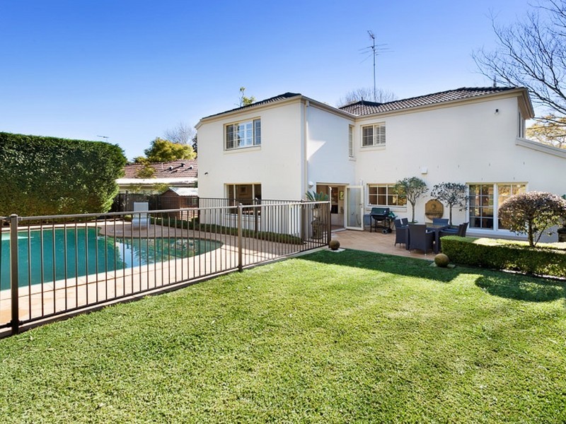 18 Greendale Avenue, Pymble NSW 2073