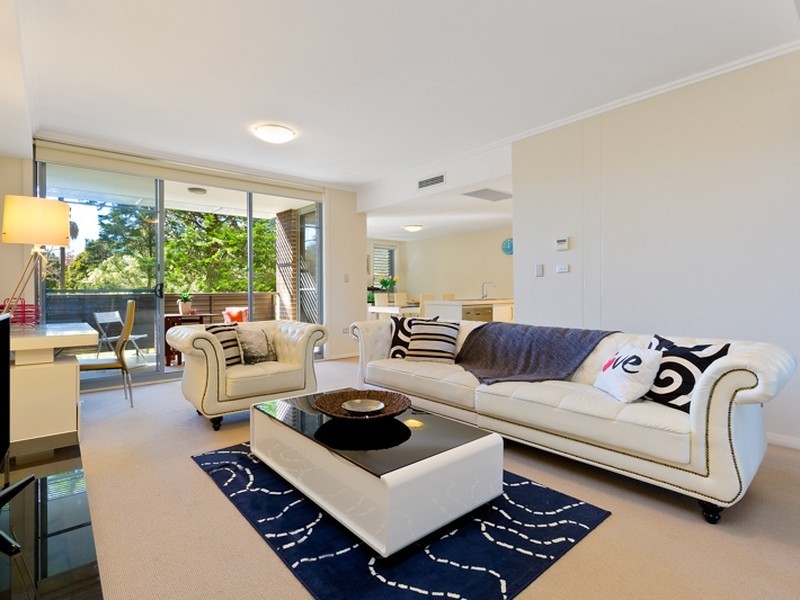 8/2 Warrangi Street, Turramurra NSW 2074