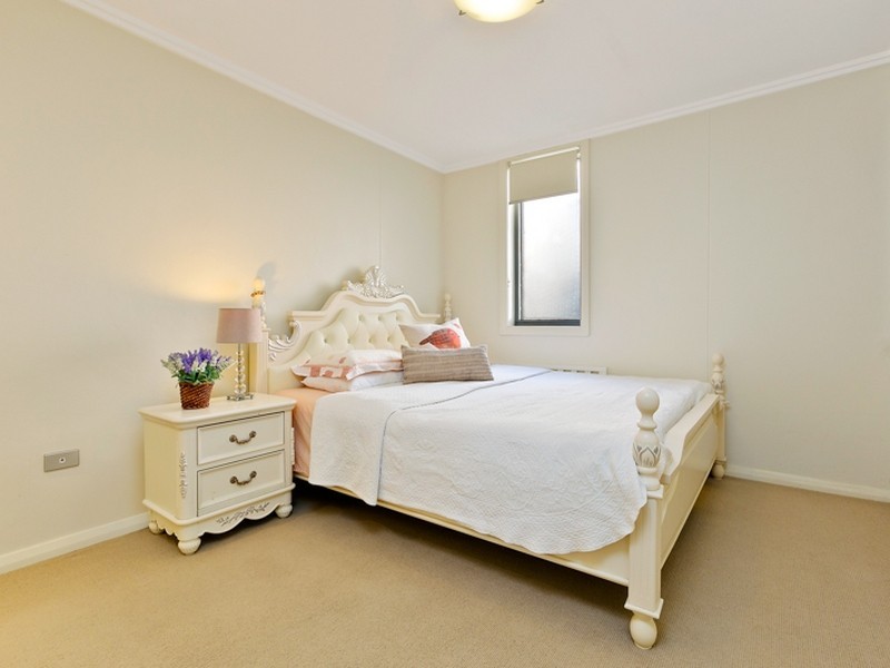 8/2 Warrangi Street, Turramurra NSW 2074