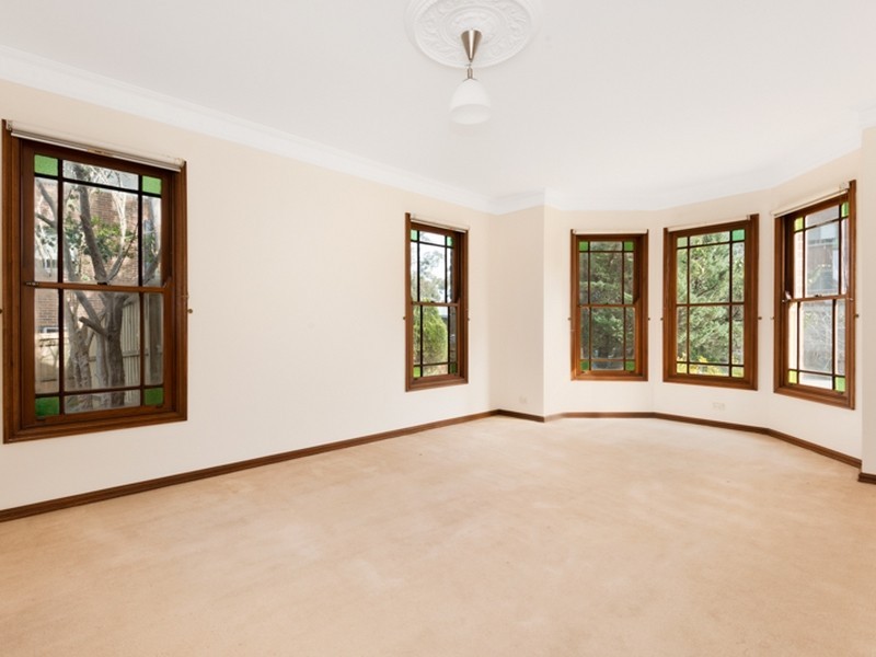 2 Lamond Drive, Turramurra NSW 2074