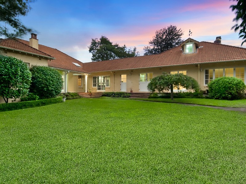 82 Eastern Road, Turramurra NSW 2074
