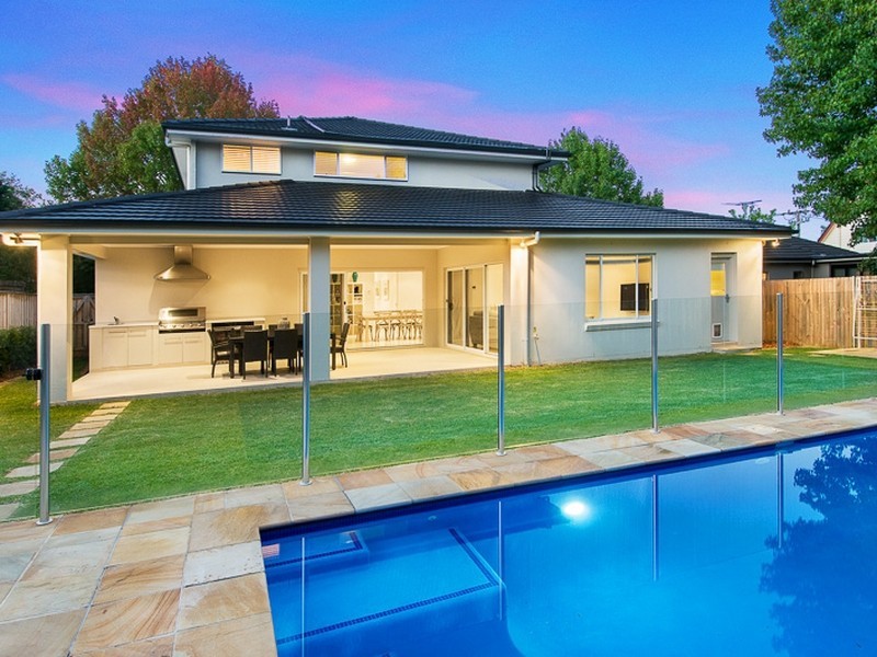 6 Toolang Road, St Ives NSW 2075