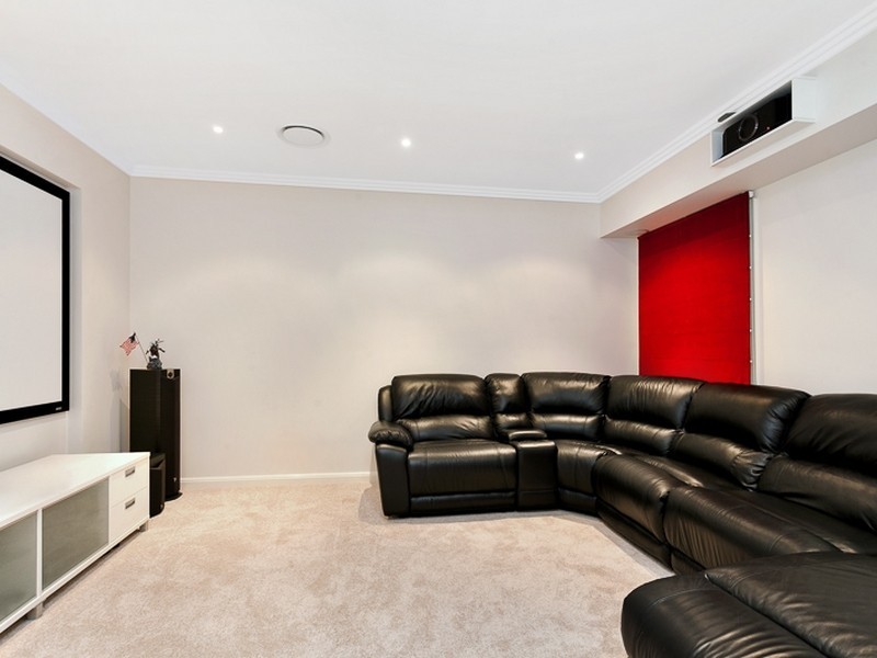 6 Toolang Road, St Ives NSW 2075