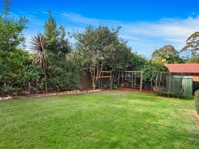 8 Florey Avenue, Pymble NSW 2073