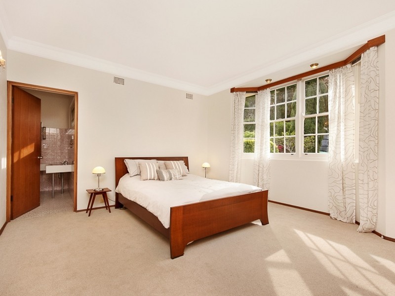 26 Sylvan Avenue, East Lindfield NSW 2070