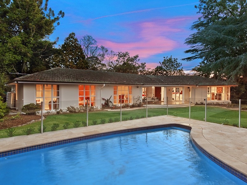 6 Stuart Street, Wahroonga NSW 2076