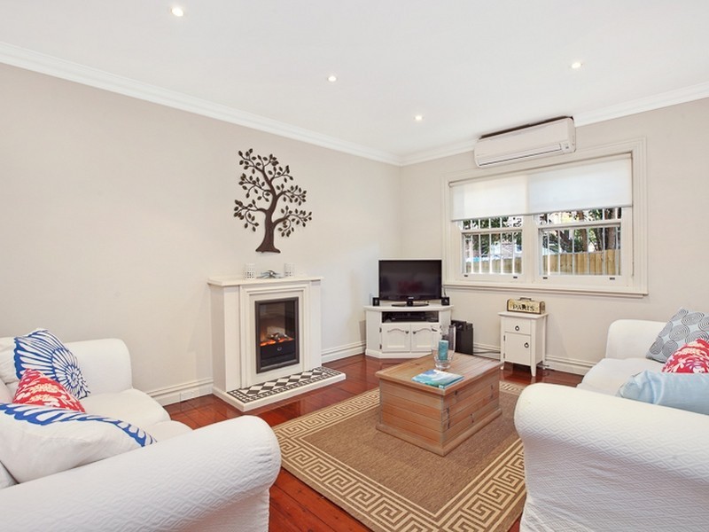 1/1A Isis Street, Wahroonga NSW 2076