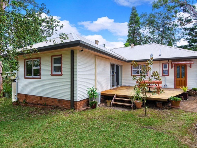 8 Jugiong Street, West Pymble NSW 2073