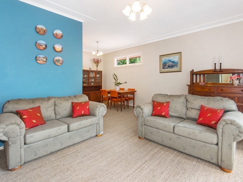 8 Jugiong Street, West Pymble NSW 2073