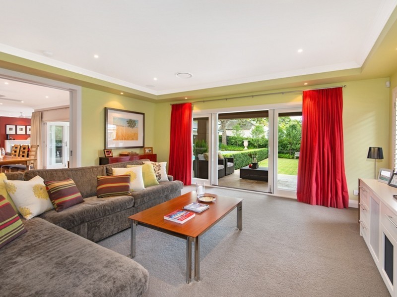 8 Davidson Avenue, Warrawee NSW 2074