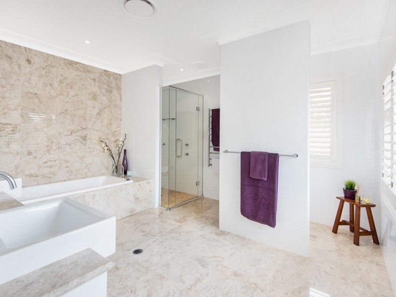 8 Davidson Avenue, Warrawee NSW 2074