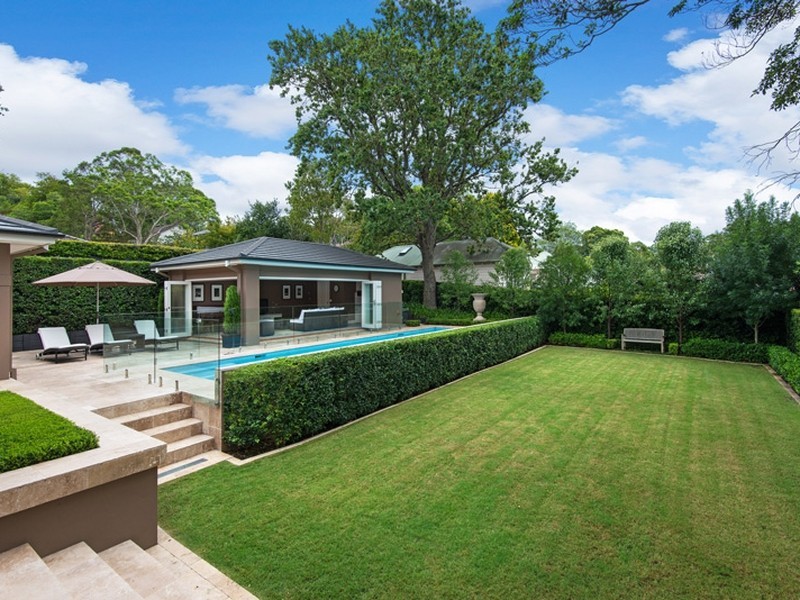 8 Davidson Avenue, Warrawee NSW 2074