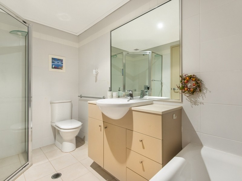 E602/11-19 Waitara Avenue, Waitara NSW 2077