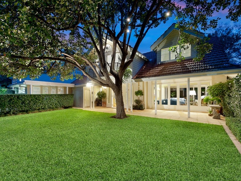 11 Bareena Avenue, Wahroonga NSW 2076