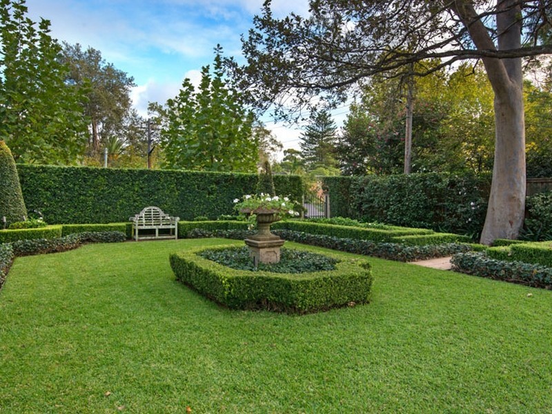 11 Bareena Avenue, Wahroonga NSW 2076