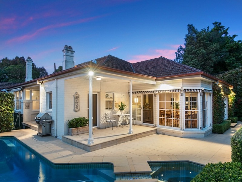 10 Bareena Avenue, Wahroonga NSW 2076