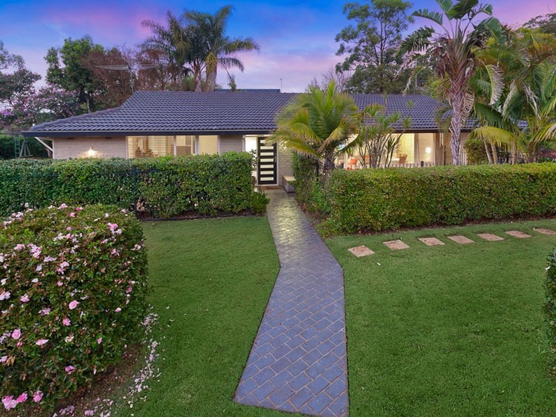 1 Jessica Gardens, St Ives NSW 2075