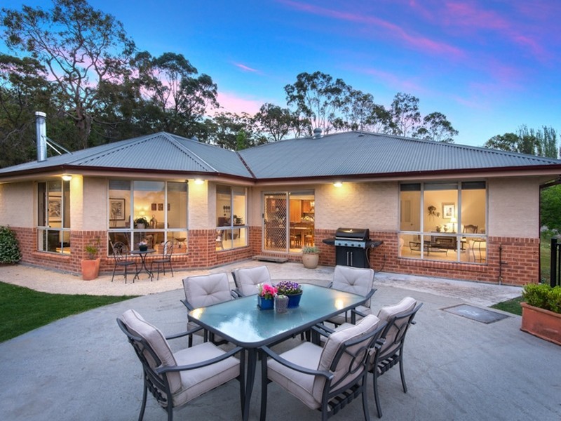 8 Pacific Highway, Calga NSW 2250