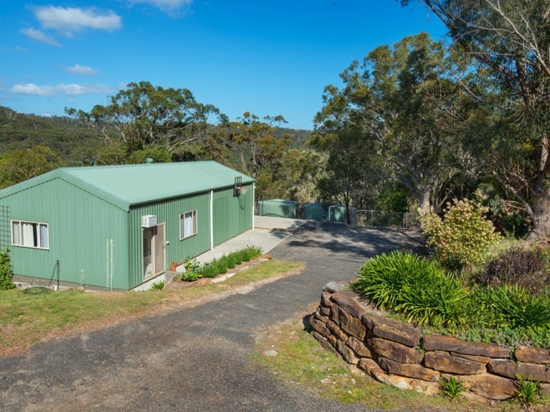 8 Pacific Highway, Calga NSW 2250