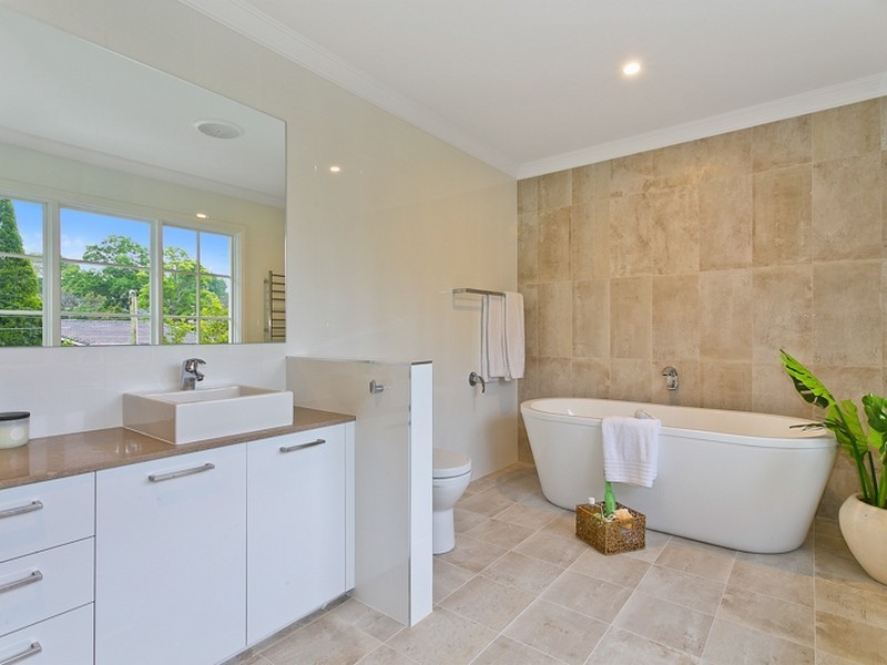 2 Matthew Close, St Ives NSW 2075