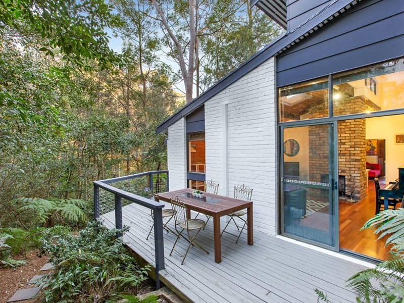 10 Cooper Crescent, Wahroonga NSW 2076