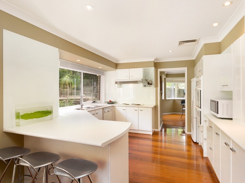 118 Wallalong Crescent, West Pymble NSW 2073