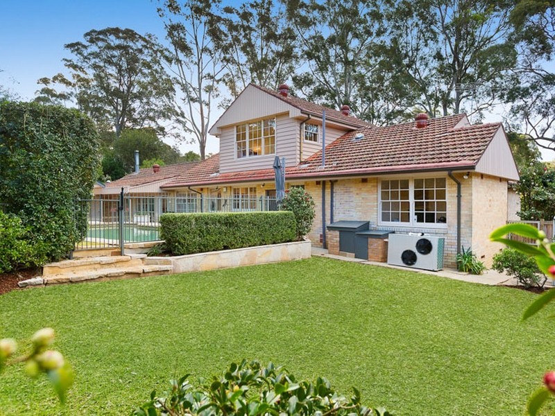 17 Trentino Road, Turramurra NSW 2074