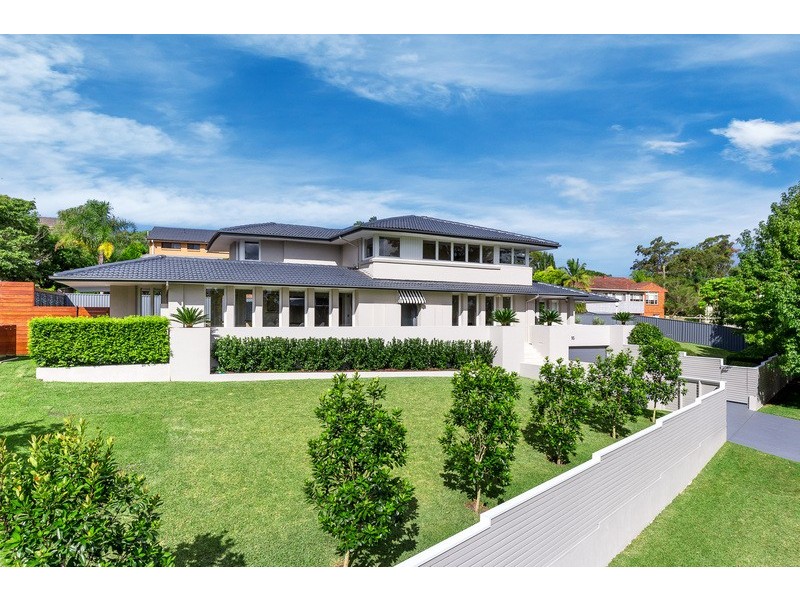 16 Greenhill Crescent, St Ives NSW 2075