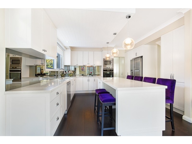 16 Greenhill Crescent, St Ives NSW 2075