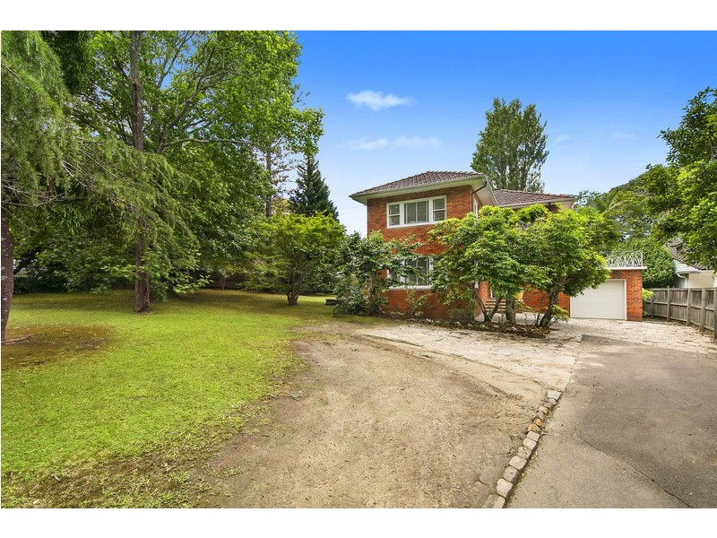 130 Burns Road, Wahroonga NSW 2076