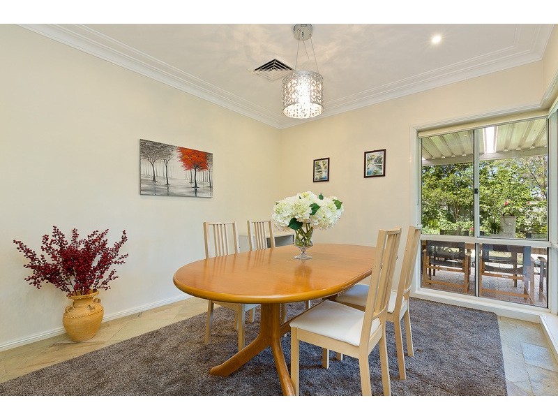 10 Cates Place, St Ives NSW 2075