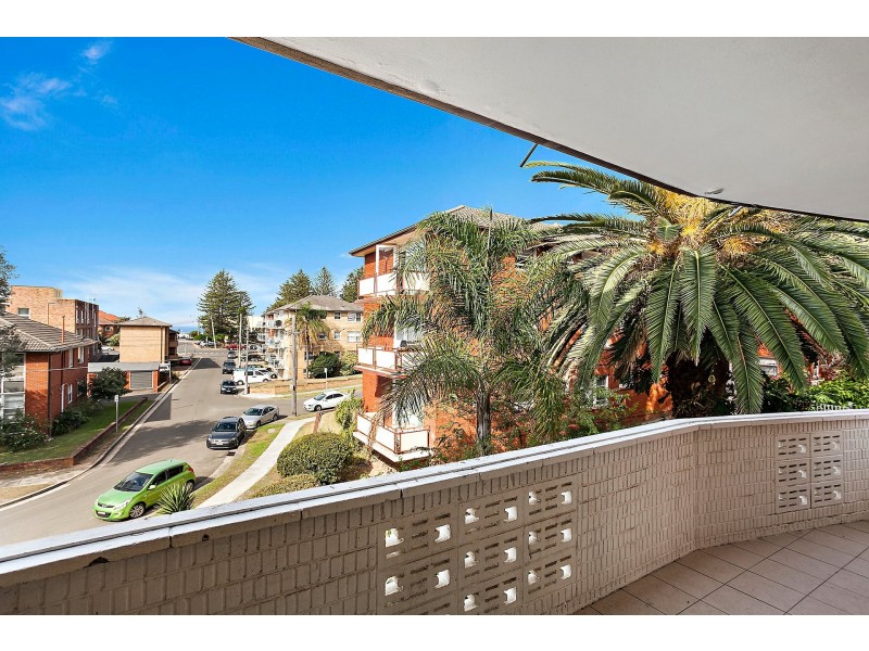 2/15-17 Nerang Road, Cronulla NSW 2230