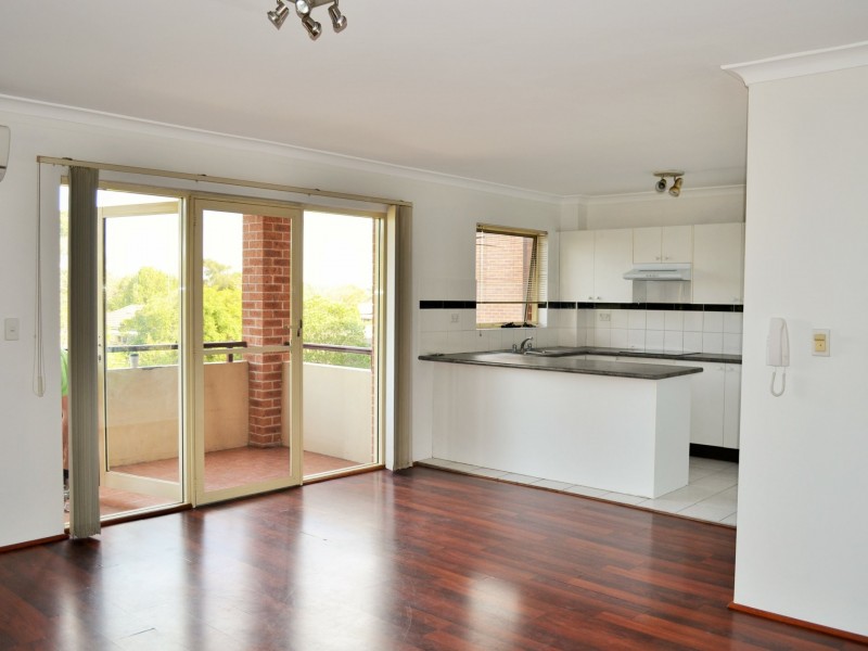 23/486 President Avenue, Kirrawee NSW 2232